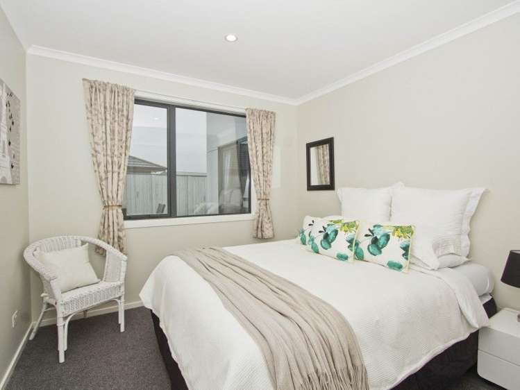 15 Fraser Colman Grove Wainuiomata_8