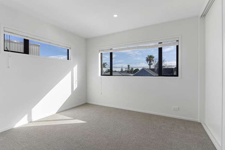 2a Stokes Avenue Te Atatu Peninsula_7