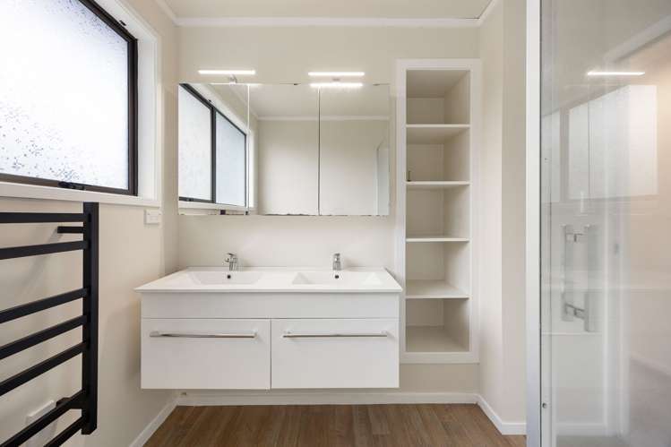 7 Eliot Place Leamington_14