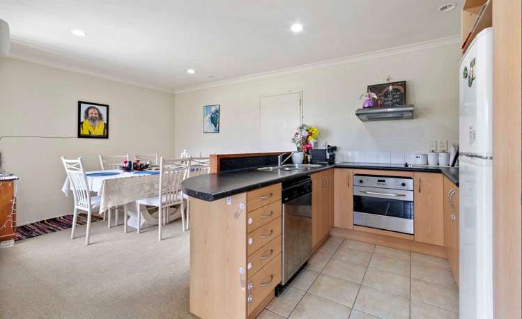 19 Old Park Place Takanini_9