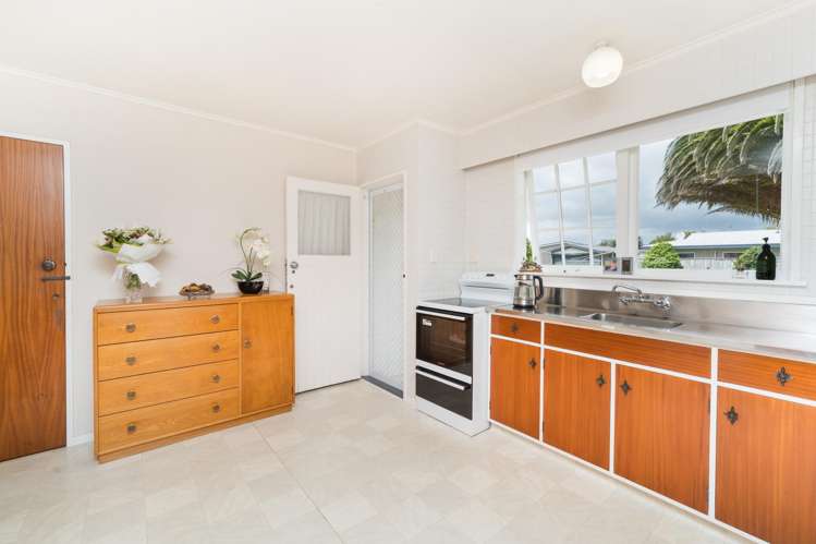 30 Lockhart Avenue Milson_10