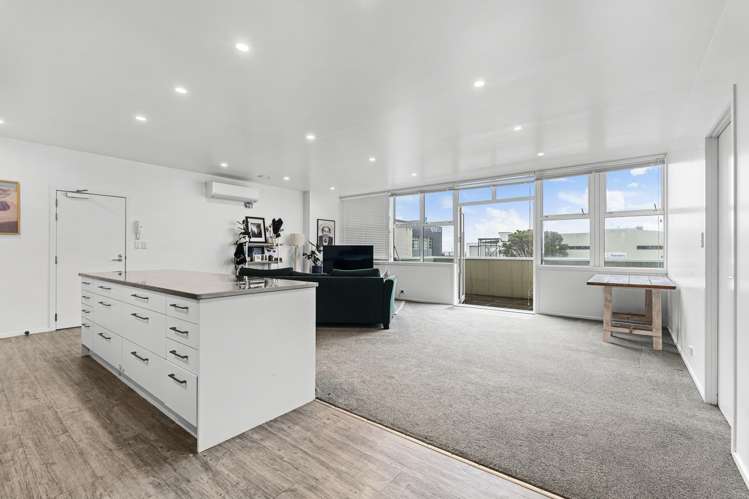 25 Devon Street East New Plymouth Central_22