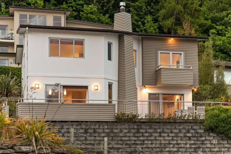 21 Olivers Place Queenstown_29