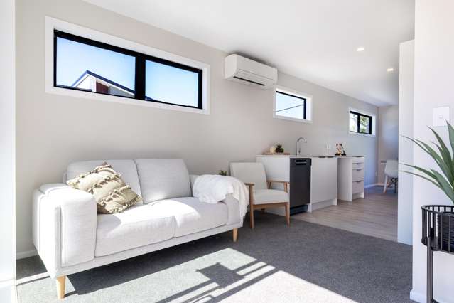 6-8 Reading Street Wainuiomata_2