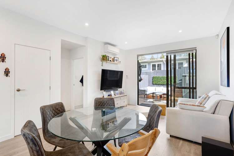 5C Beach Road Te Atatu Peninsula_10