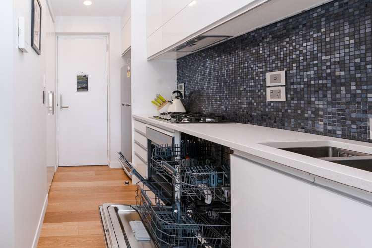 605/10 Lion Place Epsom_11