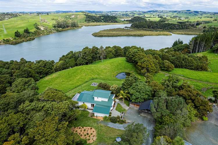 221 Mountain Road Maungaturoto_2