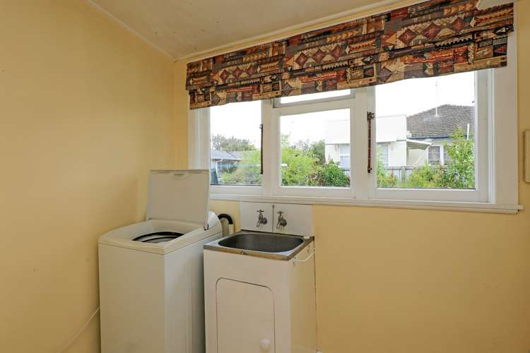 604 Avenue Road West Saint Leonards_12