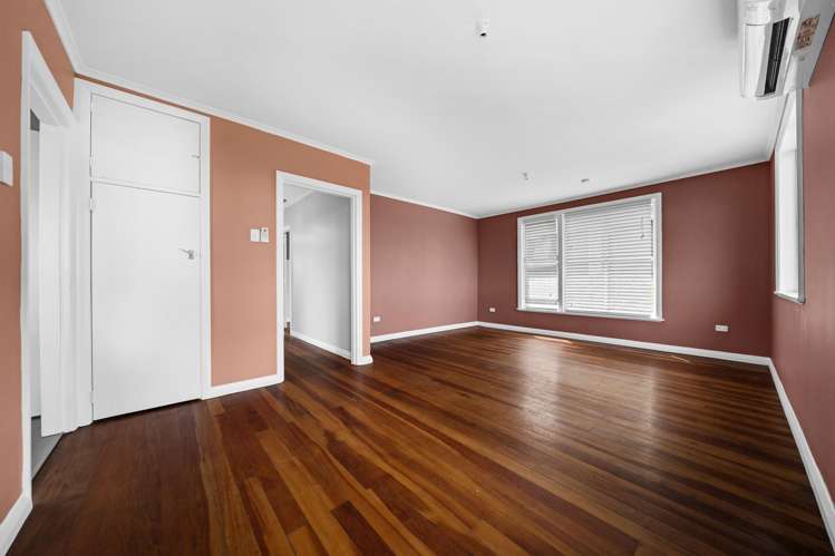 73 TE PUEA AVENUE Meremere_12