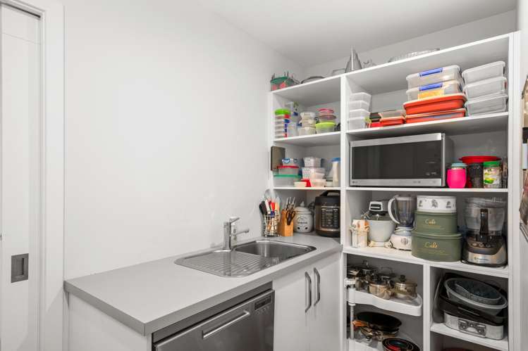 57 Golden Road Alexandra_15