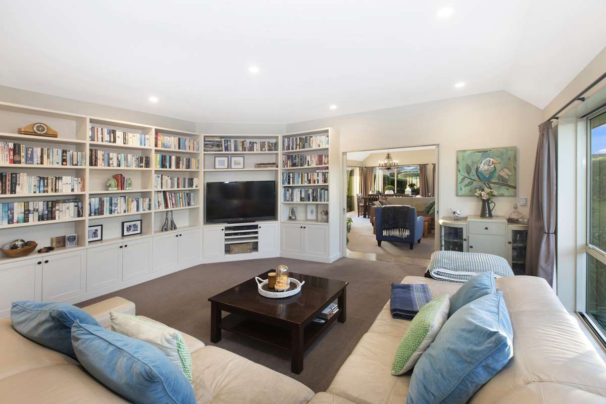 34 Amberley Beach Road_4