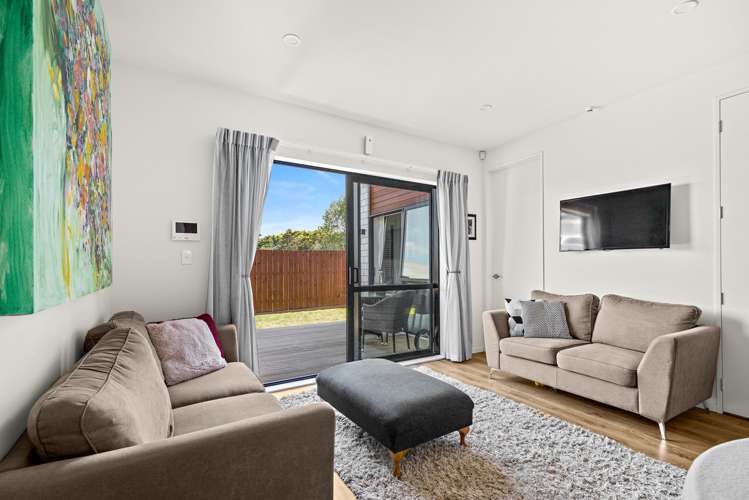 13 Matakohe Road Westgate_5