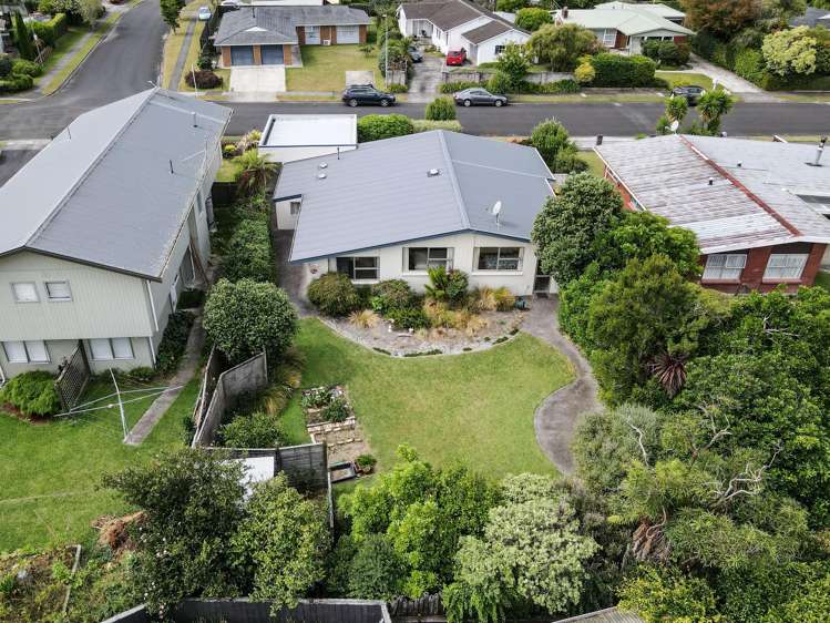 15 Bernard Street Chedworth_22