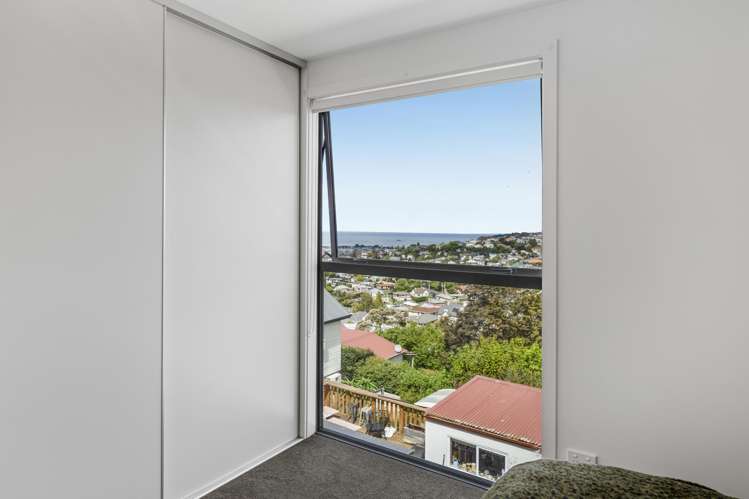 8/20 Henderson Street Mornington_16