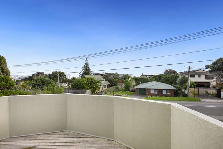 83 The Esplanade Raumati South_17