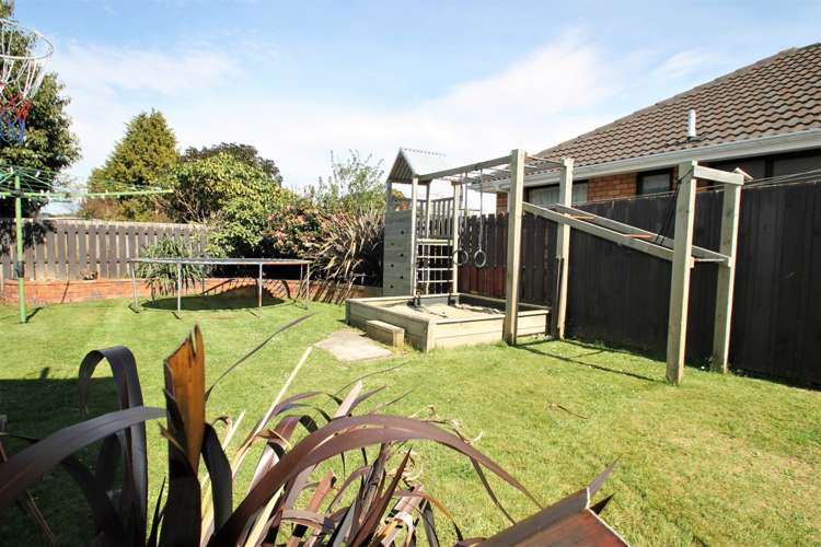 14 Cedar Crescent Mosgiel_16