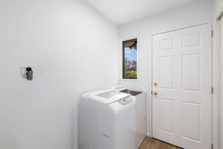 15 Farquhars Road Redwood_17