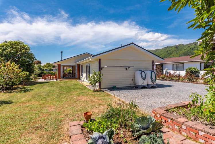 46 Sylvan Avenue Waikanae_21