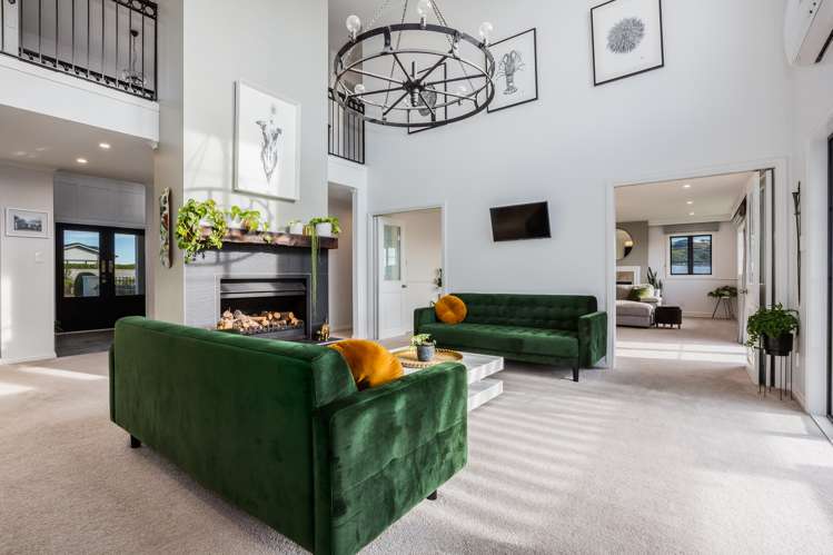 88 Queen Charlotte Drive Aotea_11