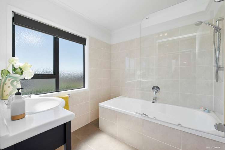 42 Columbia Crescent Beachlands_20