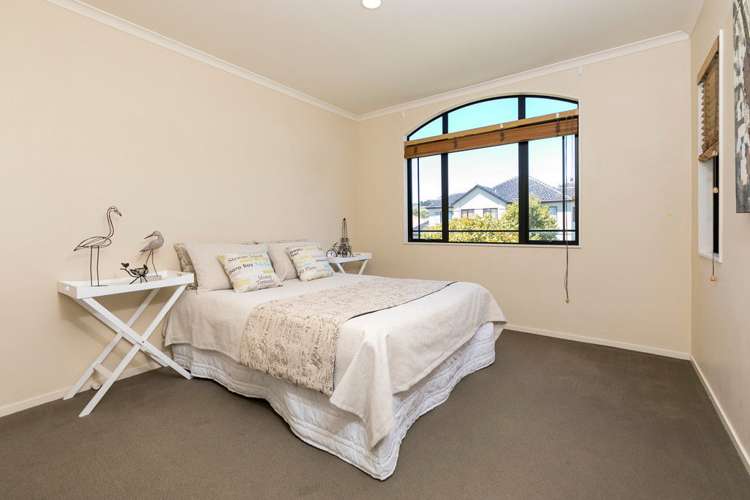 57 Carousel Crescent East Tamaki Heights_8