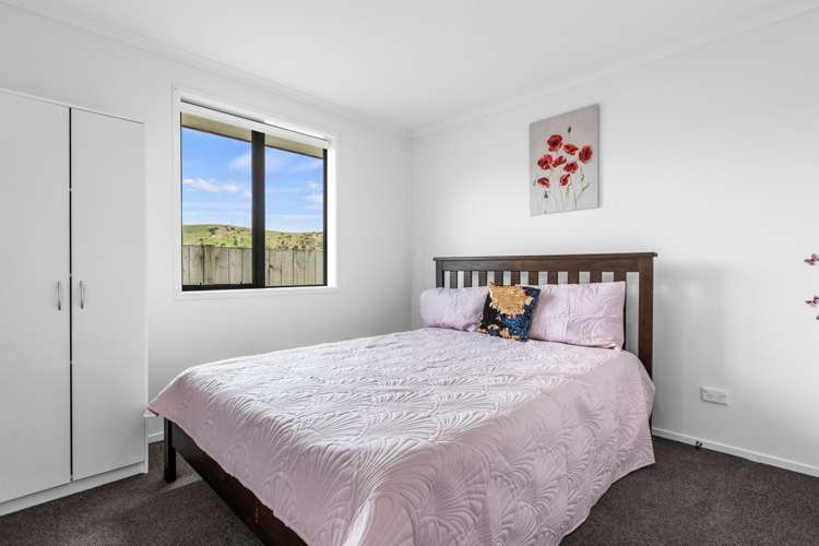 129 Ballintoy Park Drive Welcome Bay_12