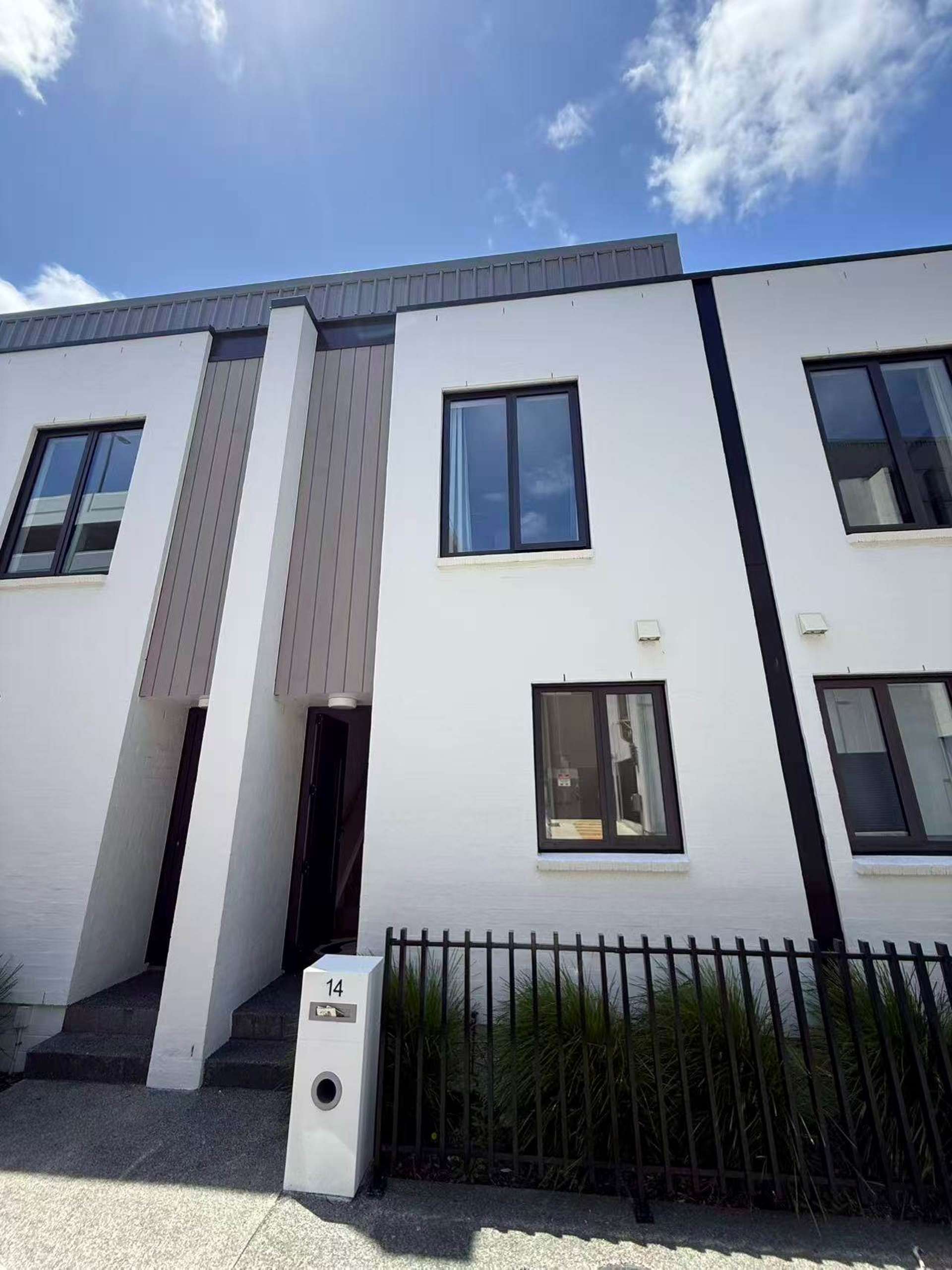 14/666B Great South Road Ellerslie_0