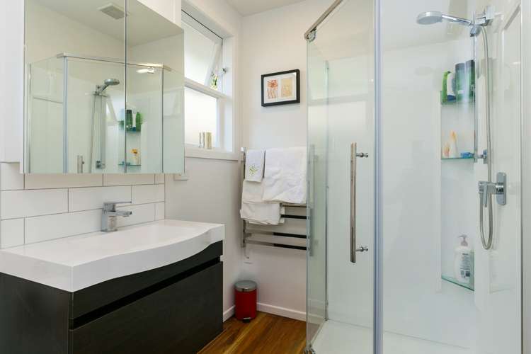 5 Winston Street Crofton Downs_10