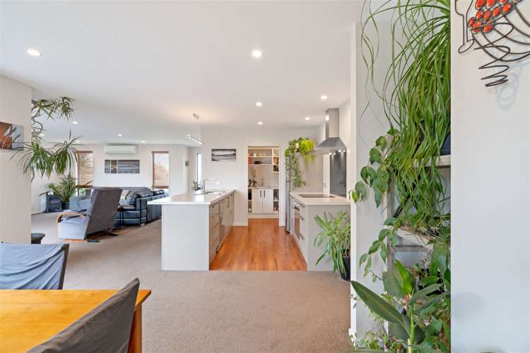 76 Rowan Avenue Aranui_7