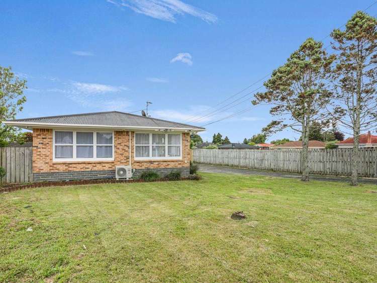 1/60 Grove Road Papakura_2