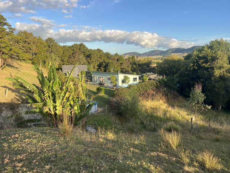 37 Willow Lane Maungaturoto_31