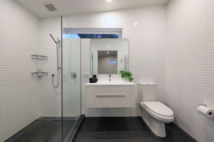 2 Allen Road Mount Wellington_23