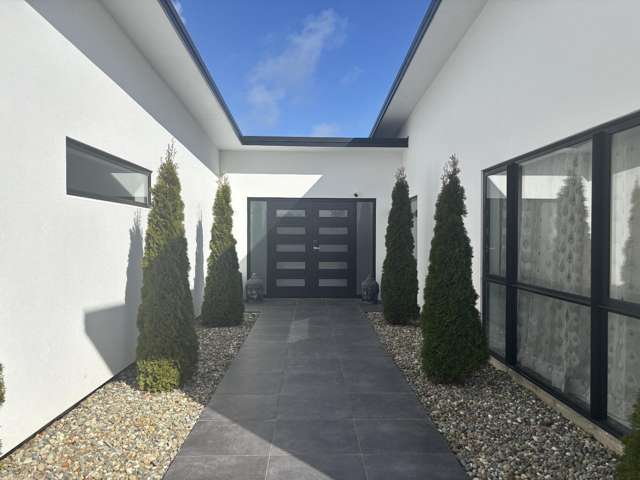 9 Cooke Farm Grove Waiwhakaiho_2