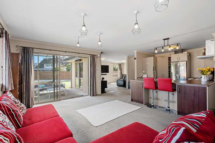 16E Rousehill Street Renwick_11