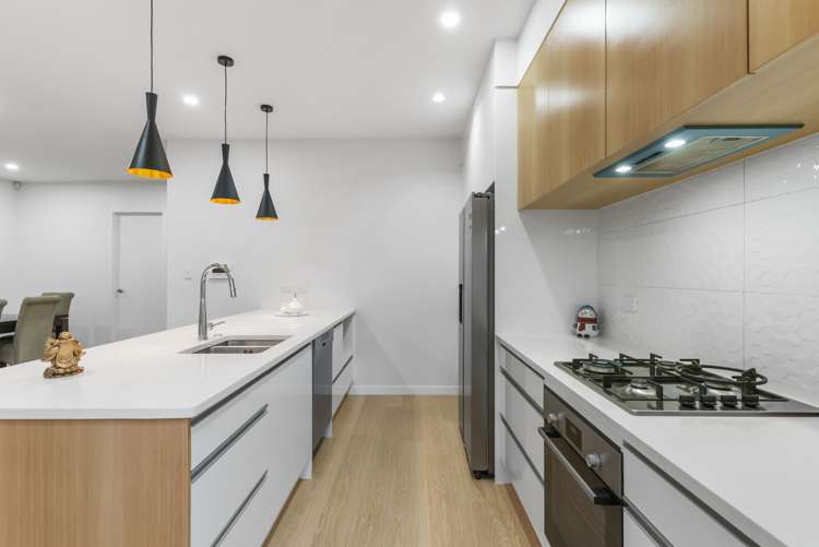 18 Black Beech Crescent Takanini_9