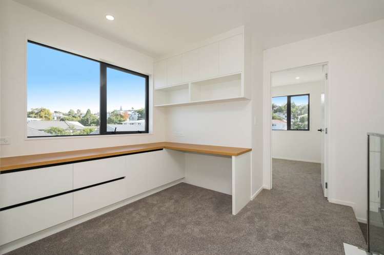 A/208 Archers Road Glenfield_11