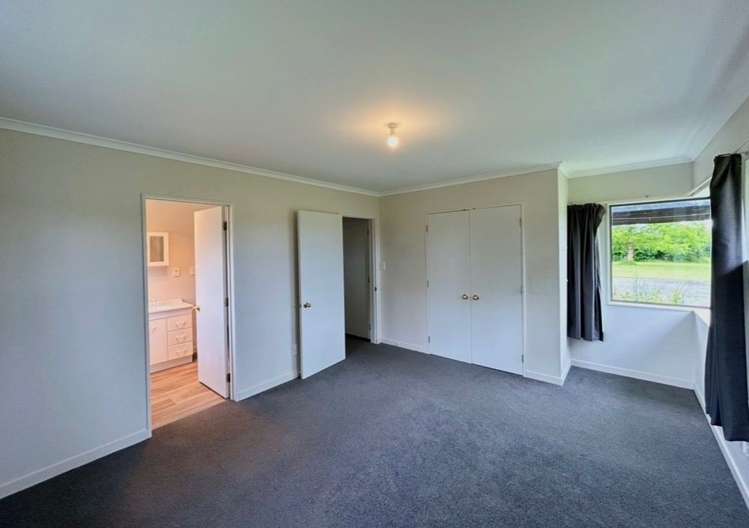 824 Roberts Line Bunnythorpe_6