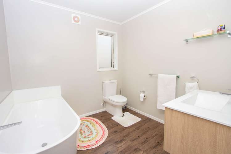 104 Tararu Creek Road Thames_9