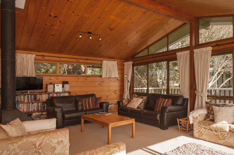 3 Harsant Avenue Hahei_14