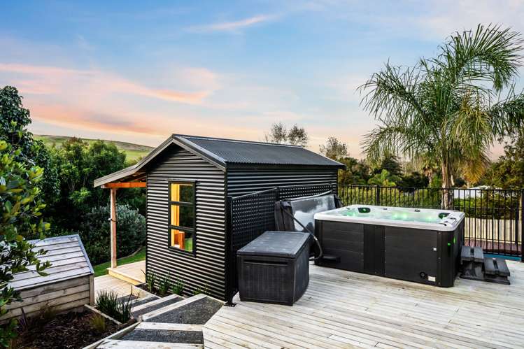 6 Gavinike Place Waimauku_27