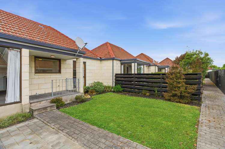 2/4 Broadbent Street Riccarton_15