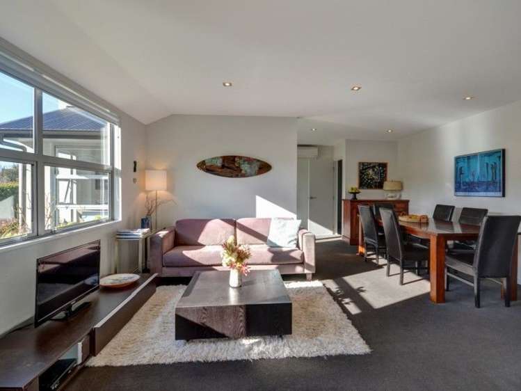 2 Bridgewell Lane Lower Shotover_13