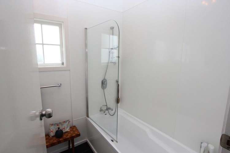 38 Grey Street Marton_11