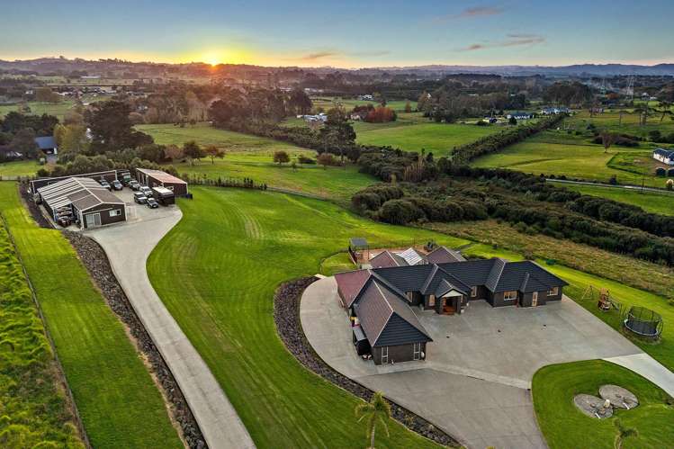 135 Nixon Road Taupaki_25