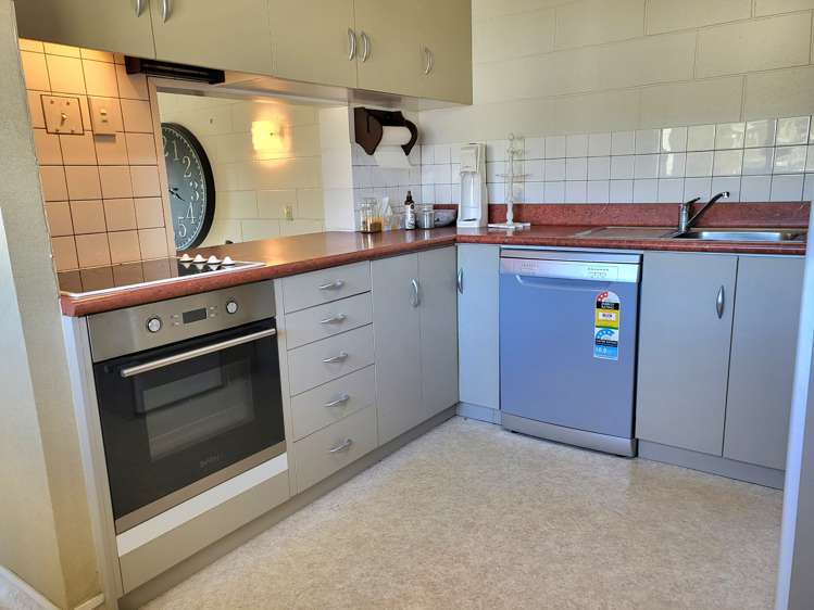 1/51 Marina Terrace Kinloch_10