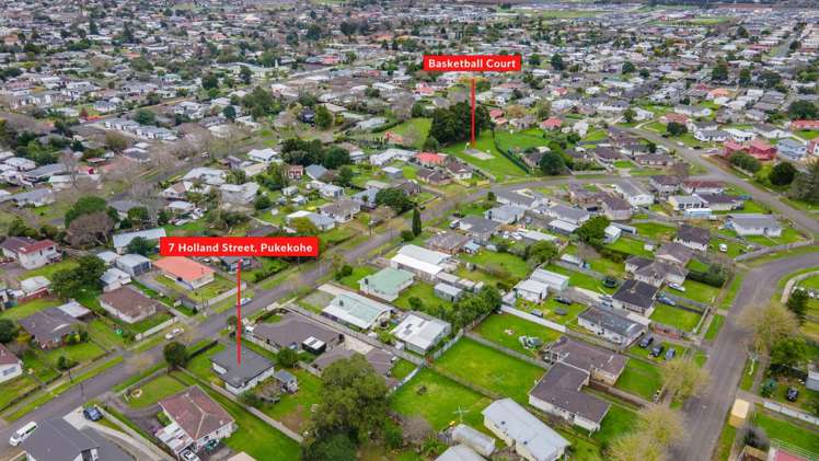 7 HOLLAND STREET Pukekohe_4
