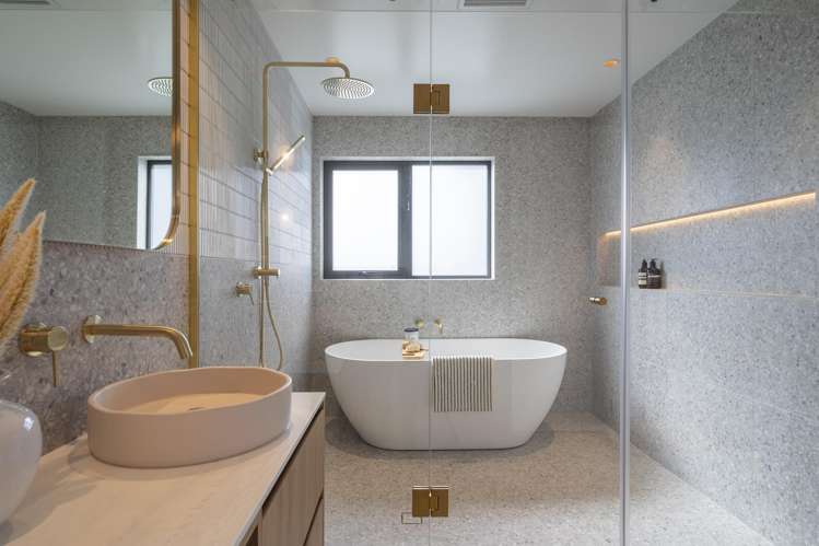 52 Streamview Way Long Bay_25