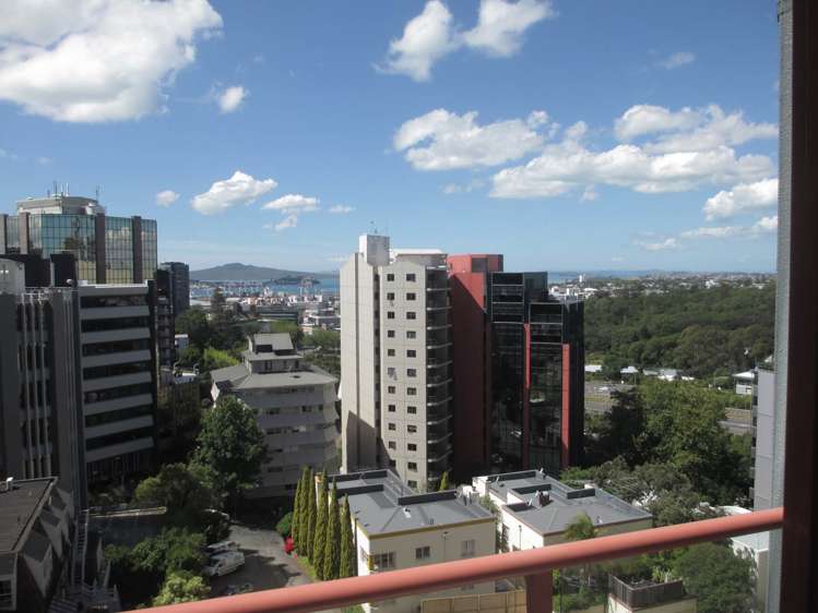 9n/3 Whitaker Place Grafton_10