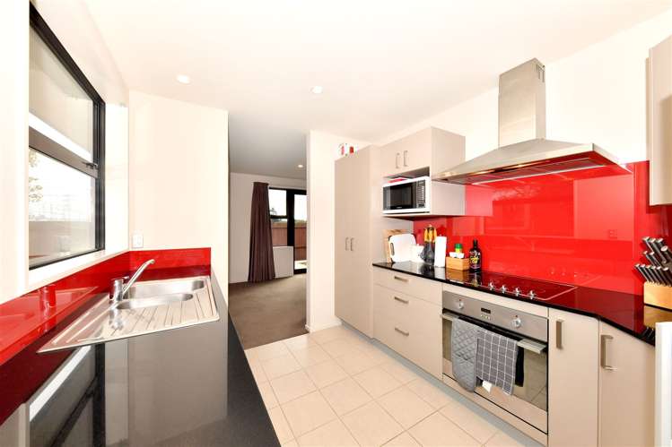 27 Roberts Road Hei Hei_8