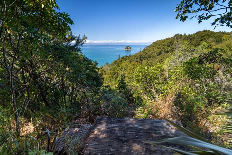 180 Tokongawa Drive Kaiteriteri_12